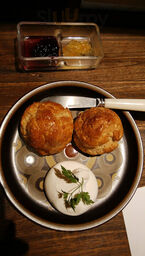 Tea Room Mahisa岡本店