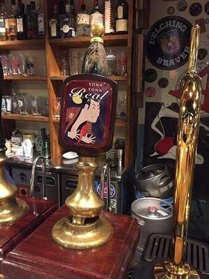 クラフトビール専門店 カミカゼ