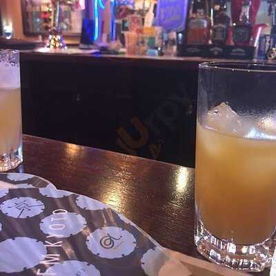 マンインザムーン 烏丸店