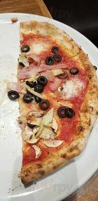 Pizza Salvatore Cuomo & Grill 京都