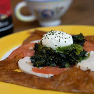 クレープリー スタンド シャンデレール