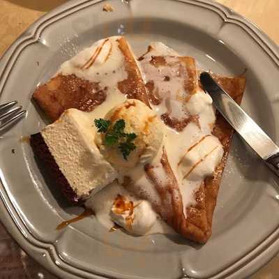 クレープリー スタンド シャンデレール