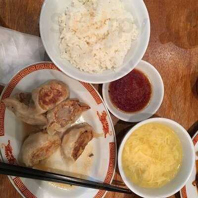 タイガー餃子 河原町店