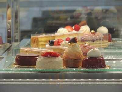 ラウンジプラス