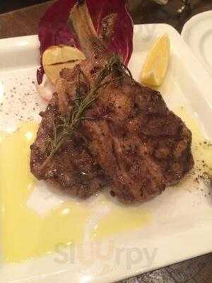 イタリアンダイニング＆バル オイノス〜oinos〜