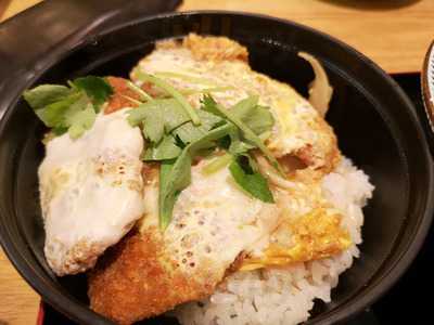 梅田 釜たけうどん