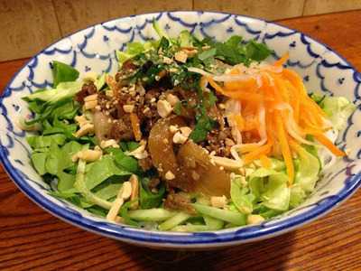 ベトナム料理 レーロイ