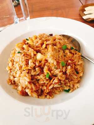 ベトナム料理 レーロイ