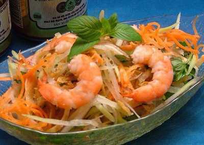 ベトナム料理 レーロイ