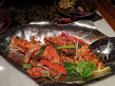 Chedi Luang 淀屋橋