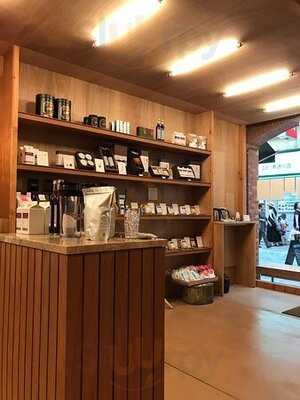 オブスキュラ コーヒー ロースターズ 本通店