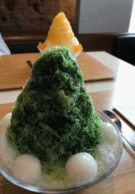 トラヤ トウキョウ