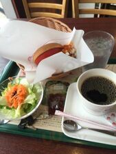 モスバーガー　萱島店