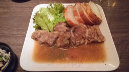 居酒屋ぺんぺん草