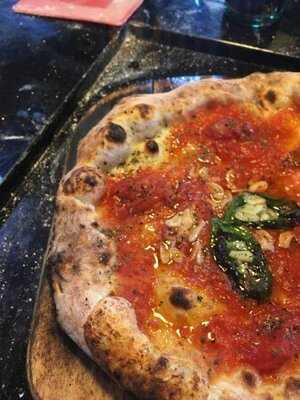 ピッツァライオンロック