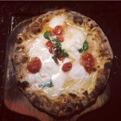 ピッツァライオンロック