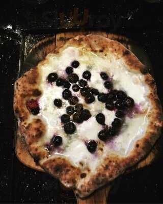 ピッツァライオンロック