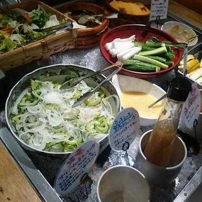 旬菜創作バイキング 露菴 宗像店