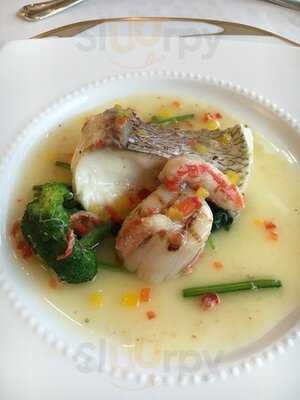 ダイニングレストラン 四季