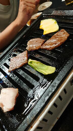 焼肉専門 牛 尾園