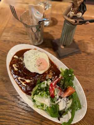 Cafe&dining Bar Waipio