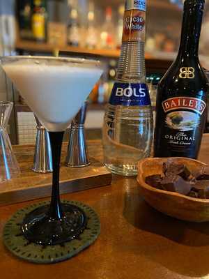 Cafe&dining Bar Waipio