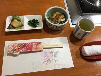 蒸し料理 おか田