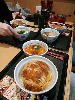 なか卯 生駒俵口店