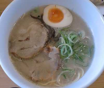 博多三氣 国道三号宗像店