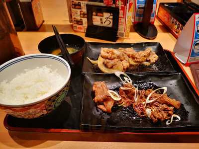 吉野家 １６８号線東生駒店