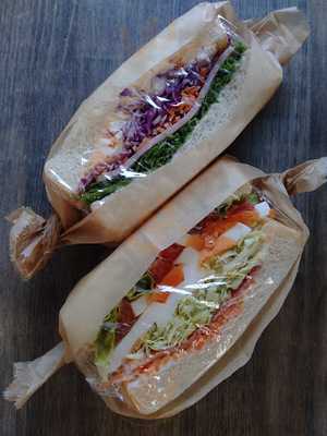 Cafeキッチン・アミア