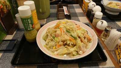 リンガーハット くりえいと宗像店