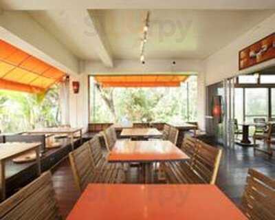 あぐーの隠れ家 総本店