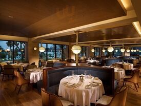 ステーキ＆ワイン キングダム