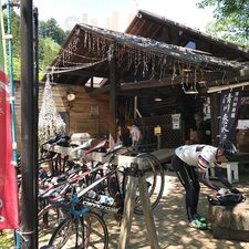 丸太小屋レストラン びんずる