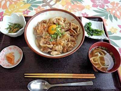 橋の駅リカリカワルミ りかりかレストラン