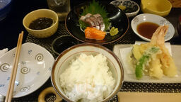 炭火焼居酒屋 宮尾