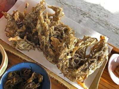 もずくそばの店 くんなとぅ