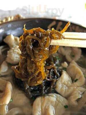 もずくそばの店 くんなとぅ