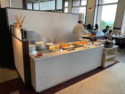 レストラン サンピア