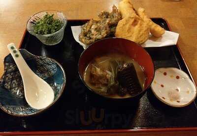 食事処とくじん