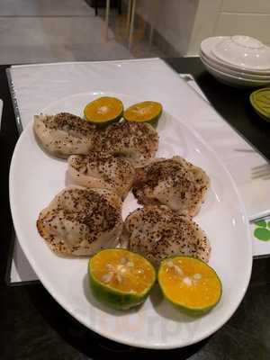 餃子酒家 和楽場