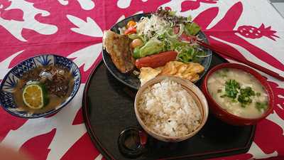 安座真ムーンライト・テラス