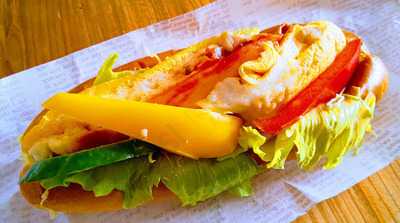 焼きたてパンとケーキの店 みなもとや