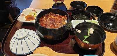 ひつまぶし 名古屋 備長 ラシック店