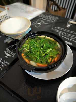 キッチンなーか