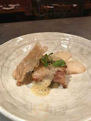 アルケミスト バー＆ダイニング