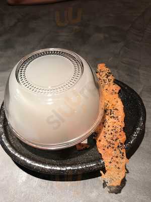 アルケミスト バー＆ダイニング