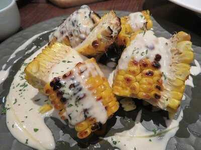 炭火焼グリルとワイン ビストロ椿 Tsubaki