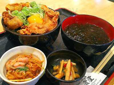 新潟鮮魚問屋 港食堂